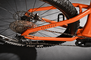 Haibike AllTrack 6 29 Elektrorad (720 Wh), 55 cm, papaya/titan, gloss